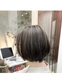 ふんわりハイライトボブ