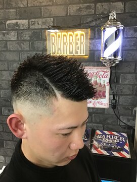 サカモト(SAKAMOTO) スキンフェードラインスタイル