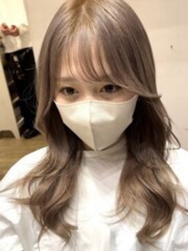 バイオレット 表参道店(Violet) 面長解消 顔周りカット 小顔ヘア シースルーバング サイドバング