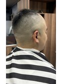 ベリーショート フェザーバック スキンフェード ボウズ