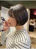 ショートボブ