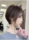 ☆大人可愛いショート　前髪あり　小顔カット　オリーブベージュ