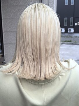 ブレイズヘアー(BLAZEhair) 【これでも抜きっぱなし】ホワイトブロンド×ブリーチ３回