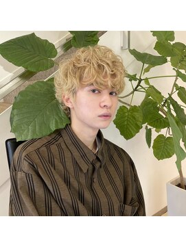 オリジン サロン(THE ORIGIN'S SALON) スペインカール風メンズマッシュウルフ