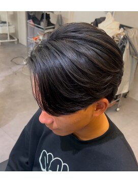 オルカン バイ エクシア(OLCAN by EXCIA) 毛流れセンターパート