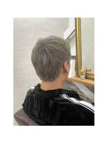 クラビス プラチノ(CLAVIS PRATINO)&nbsp;メンズカット　ブリーチ　ダブルカラー　シルバーカラー　メンズ