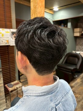 スタンドバーバー 柏(STAND BARBER) MEN’S HAIR/波巻ツイストスパイラル/フェザーパーマ/柏