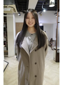 ボタニウム バイ アールサロン(BOTANIUM by RrSALON) 【ツヤ感重視◎ナチュラルストレート】