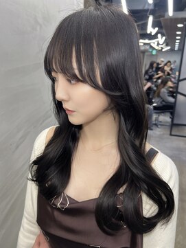 ジーナ 池袋(Zina) 前髪カット/顔周りカット/顔まわりレイヤー/レイヤーカット/池袋