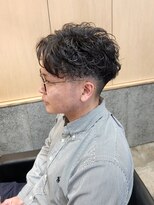 ニアウ 伊勢崎連取店(Niau)&nbsp;MEN’S HAIR/サーフカール/刈り上げセンターパート/ツイスト
