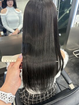 ワンズ ナゴヤ ヴィラ 名古屋栄(ONE's NAGOYA VILA) 艶髪ストレート