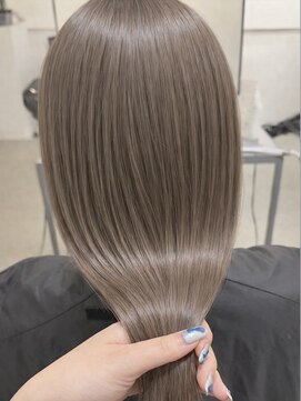 フォト 新宿三丁目(foto) 大人ガーリー/似合わせカット/ミディアムレイヤーカット/新宿