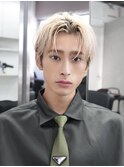 シャドウパーマコンマヘアナチュラルセンターパートツーブロック