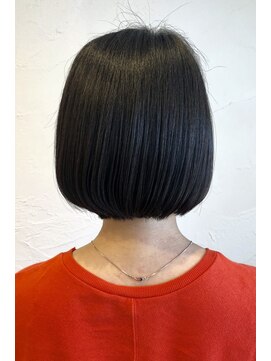 ウィロー(WILLOW) 【WILLOW】まとまるボブ