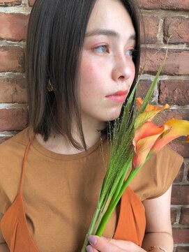 ポテト(potato) 透明感カラー × ぱっつんロブ