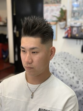 ニュースタ(NEWSTA) messy  with skin fade