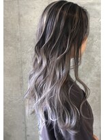 セル(CELL)&nbsp;バレイヤージュカラー×シルバー