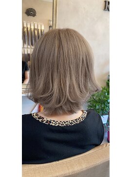 リゼロ(ReZERO) グレージュ