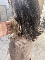 ヘアーアンドアトリエ マール(Hair&Atelier Marl)&nbsp;【Marl】ホワイトベージュのインナーカラー♪