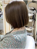 ぱつっとボブ　ハニーベージュ　小顔カット
