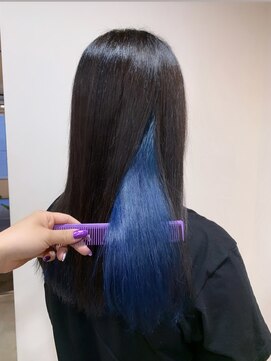 ダブル アンダーバー サロン(W_SALON) 【W_SALON 河原町】インナーカラー/ロイヤルブルー