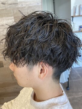 ヘアーショップケイ(HAIR SHOP K.) 絶妙な強さのツイストスパイラル