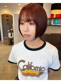 オレンジブラウン×すっきりボブ