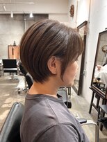 ヴィップルーム(viproom) シースルバングマッシュショートレイヤーカットふんわりミディ