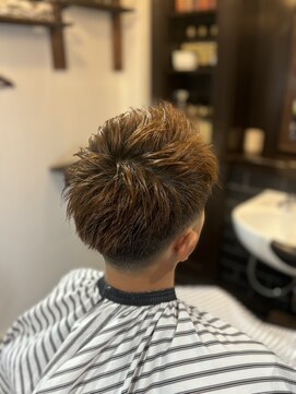 ジールアンドニコ(Zeal & nico.) フェードカット（ローフェード）