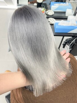 ロイス 渋谷(ROIS) ボブルフ/ネビージュ/小顔/ワンレン/スモーキーアッシュ[渋谷駅]