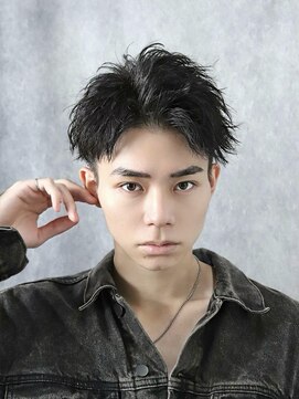 エース(ACES) 刈り上げショート束感アップバングツーブロックビジネス