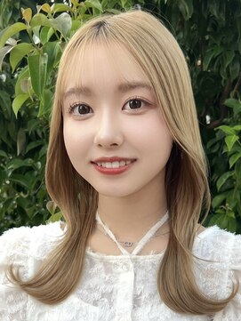 ティア 青山(Tia.) (くびれヘア/外ハネ/縮毛矯正/髪質改善/レイヤーカット/前髪)