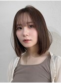 レイヤーボブケアカラーアッシュベージュ内巻きボブ
