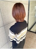 切りっぱなし×表面くびれレイヤースタイル