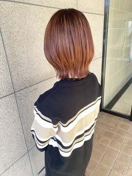 美容師 久保浦 切りっぱなし×表面くびれレイヤースタイル