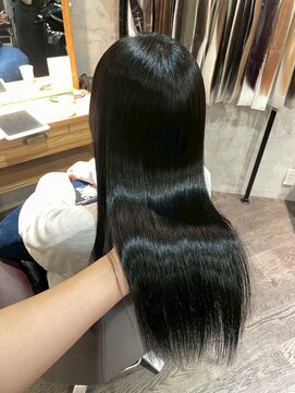 アフィナー(Afinar) 【横浜/横浜駅】鏡のような黒髪ストレート美艶ヘア