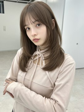 ユーフォリア 渋谷グランデ(Euphoria SHIBUYA GRANDE) レイヤーカット ベージュカラー 顔まわりカット