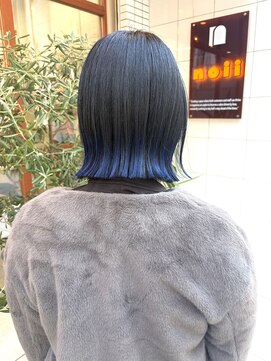 裾カラー／グラデーションカラー/切りっぱなしボブ