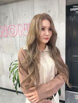 ノーン(NONE) グレージュカラー