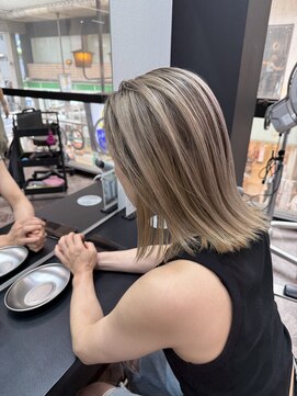 ラ ミミ(La Mimi) [Mimi/HAYATO]カット/カラー/ブリーチ/髪質改善/トリートメント