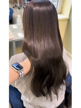 ロンドリゼル 札幌(Lond RiseL) *大人ガーリー アッシュグレーくびれレイヤー