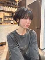 ノエ(Noe)&nbsp;似合わせカット30代40代50代ひし形ショートボブ白髪ぼかしカラー