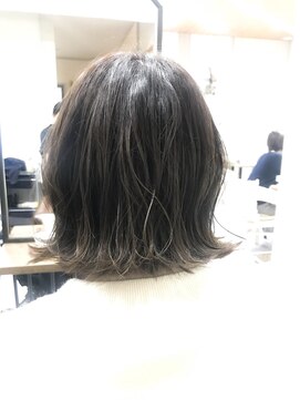 アンダースペル(UNDER SPELL) 外ハネウェーブ