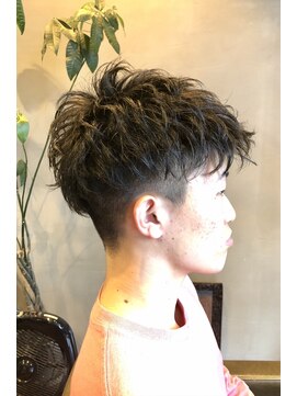 フェリーザ 八千代緑が丘店(FELIZA) メンズパーマショート