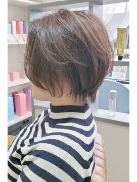 アイル(I'll) 【Hair Make I`ll 奈良】大人の丸みショート