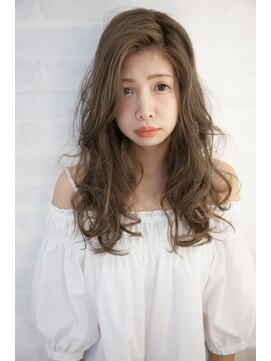 パース 横浜(PERS) プラチナムアッシュグレー