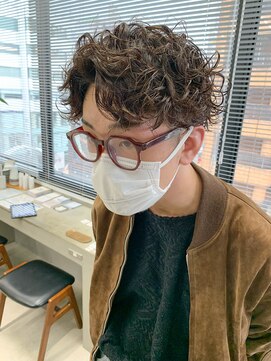 テトヘアー(teto hair) 常田大希、スパイラルパーマ、くるくるパーマ、キングヌー