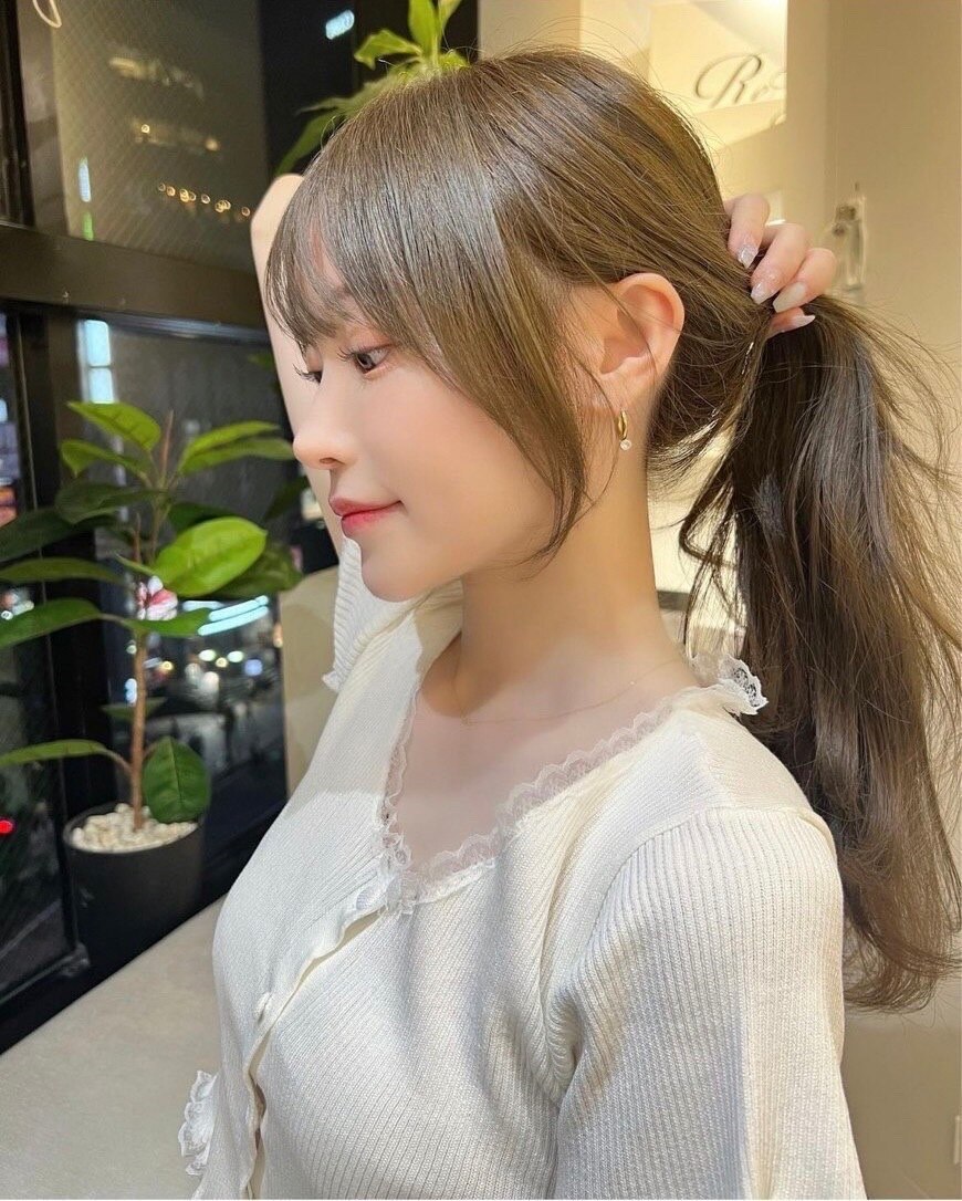2024年冬】ニュアンスカラーの髪型・ヘアアレンジ|人気順