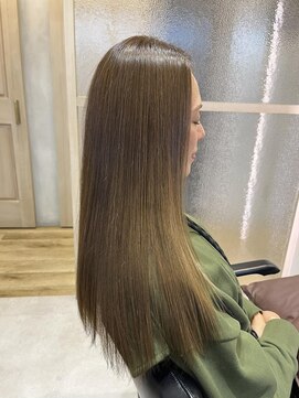 エレノア 梅田店(Eleanor) オリーブベージュ