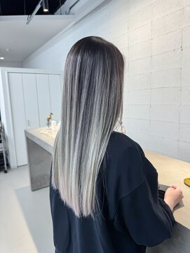 イロ(iro.) バレイヤージュ